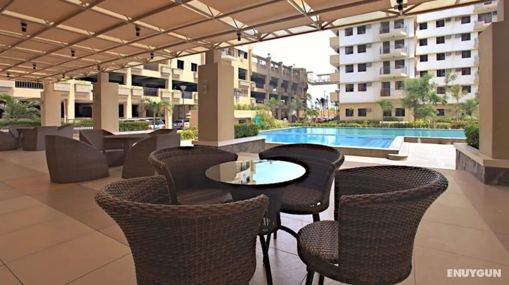 Jes & Warren's Place - Öne Çıkan Resim