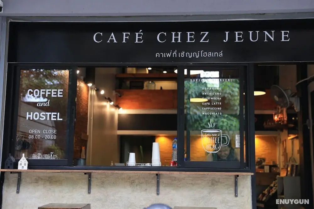 Jeune Hostel Chiang Mai - Yerinde Yemek