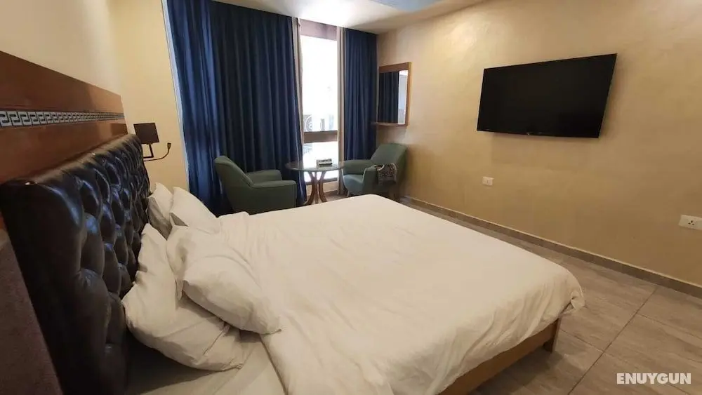 Jewheret Alswefiah hotel suites - Oda