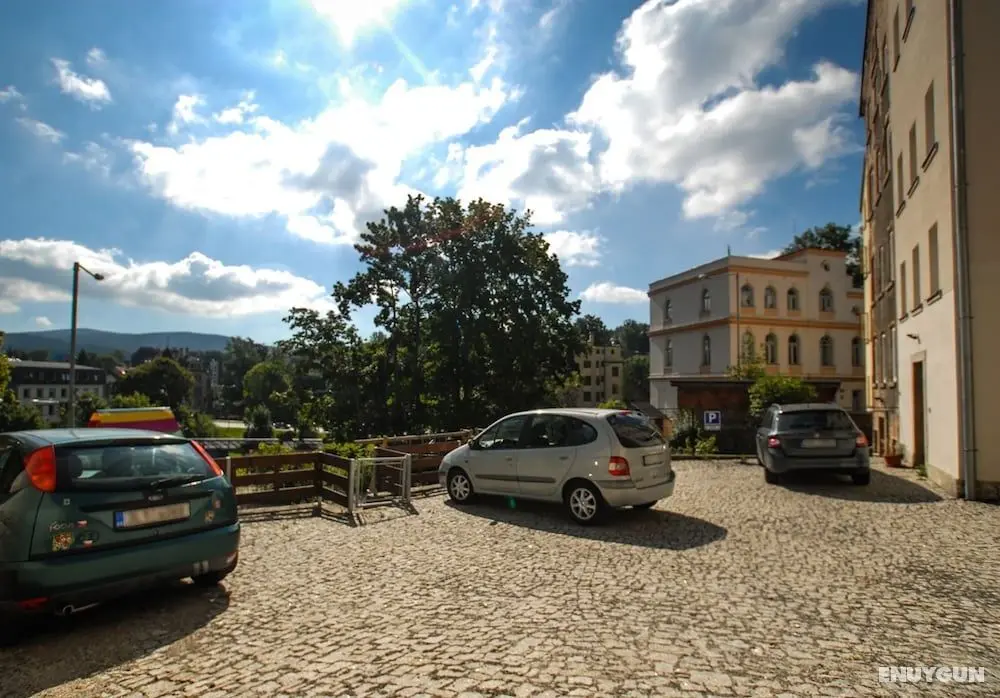 Jizera Apartments - Otopark