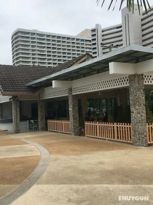 Jomtien Condotel - 9278 by Axiom - Öne Çıkan Resim