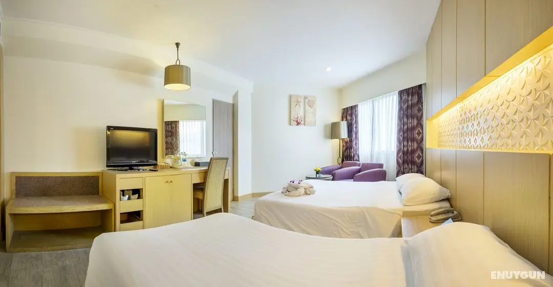 Jomtien Palm Beach Hotel & Resort - Oda