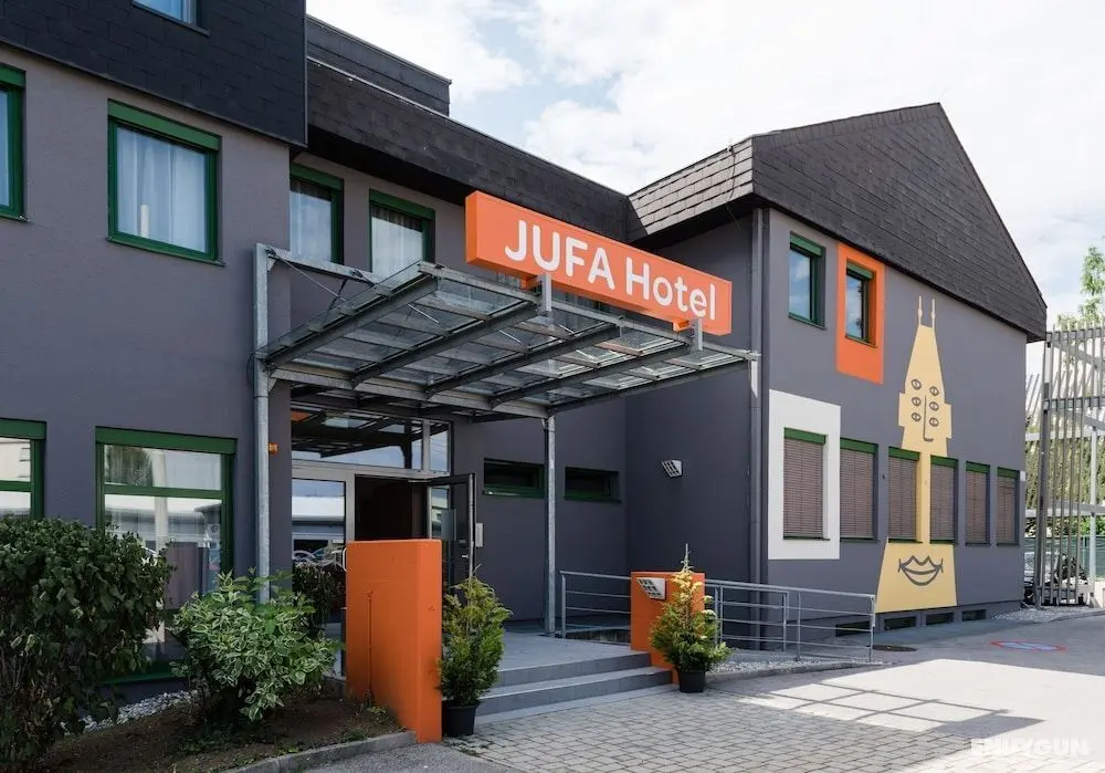 JUFA Graz Süd - Lobi