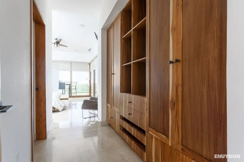 Villa Juliana 6 Bedrooms and 2 Casitas - Oda