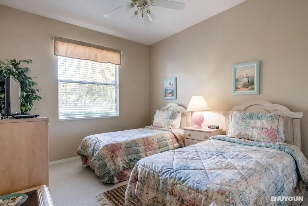 Julie's Southern Dunes Vacation Home - Oda