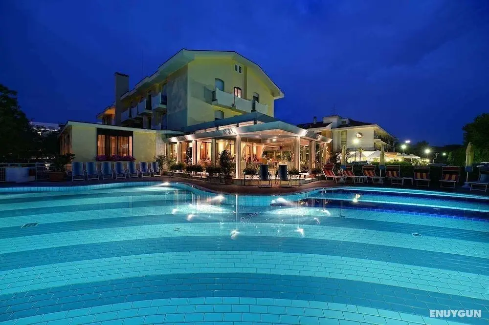 Junior Family Hotel - Öne Çıkan Resim