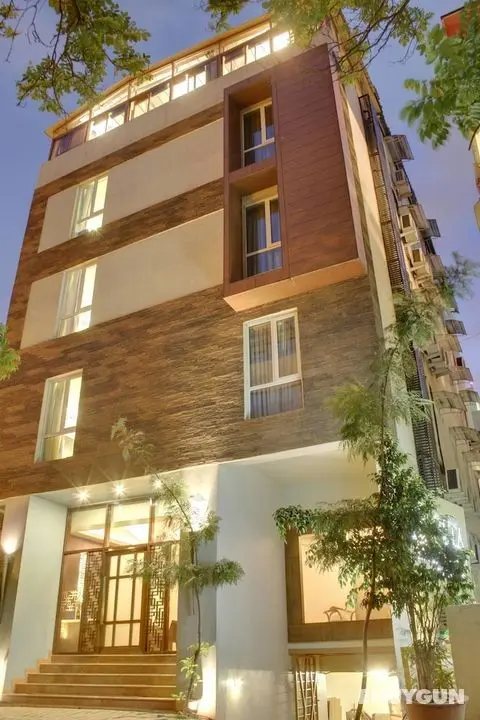 juSTa MG Road Hotel - Öne Çıkan Resim