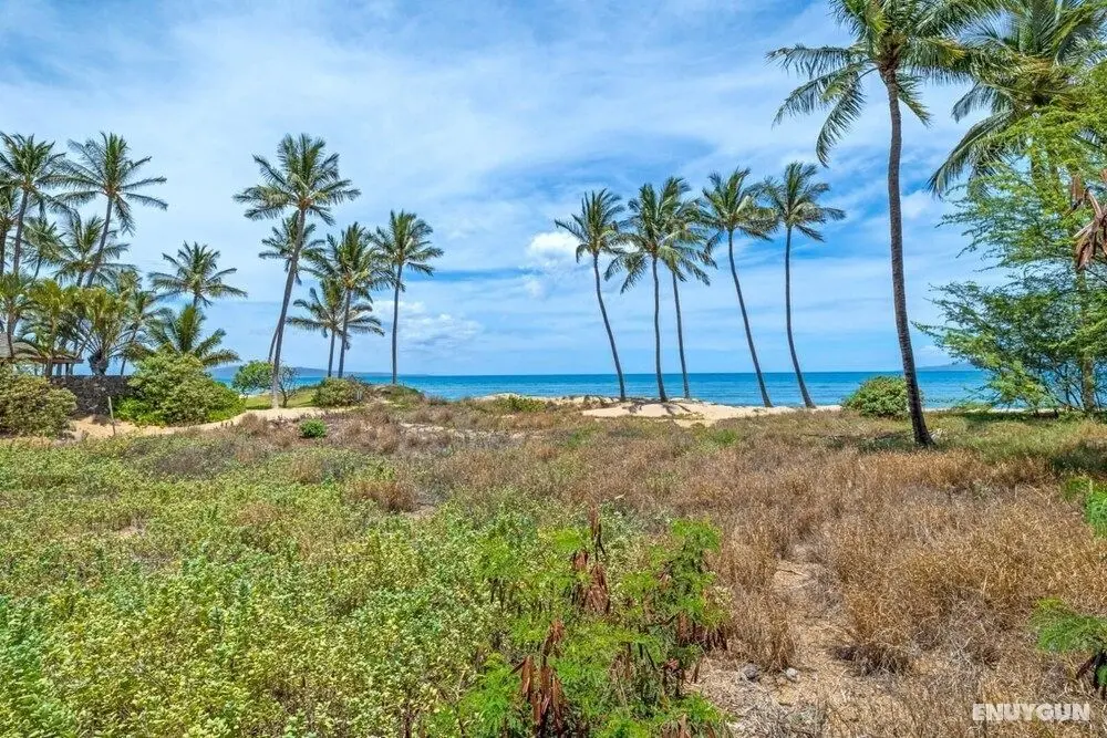 K B M Resorts- Hale-1470 Presidential 3bd, 3ba Beach-front Estate, A/c, Private Yard! - Plaj