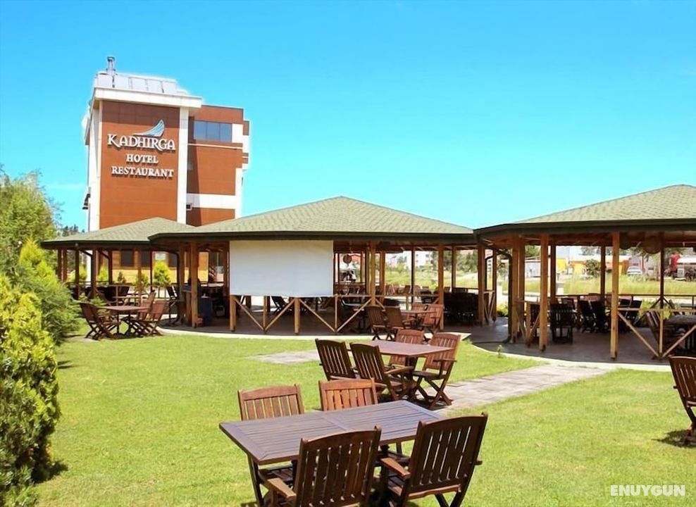 Kadhırga Hotel