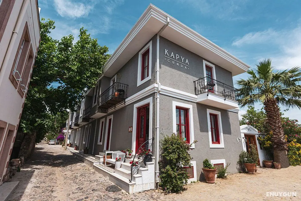 Kapya Cunda - Dış Mekan