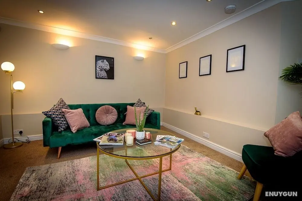 Karah Suites - Parliament Street - Öne Çıkan Resim