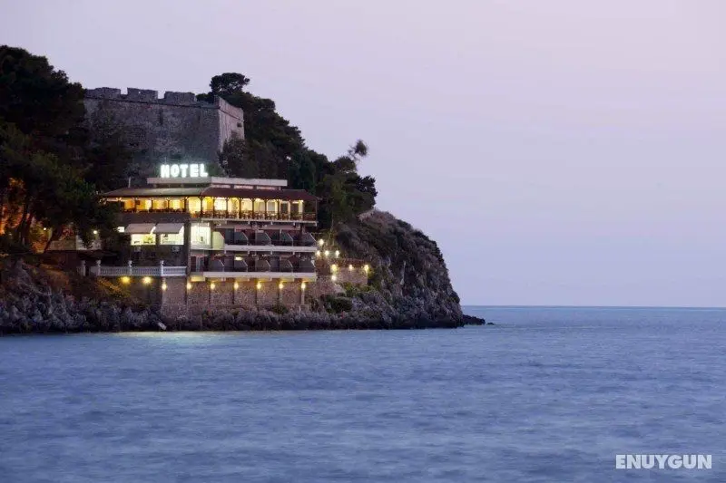 Karalis Beach - Genel
