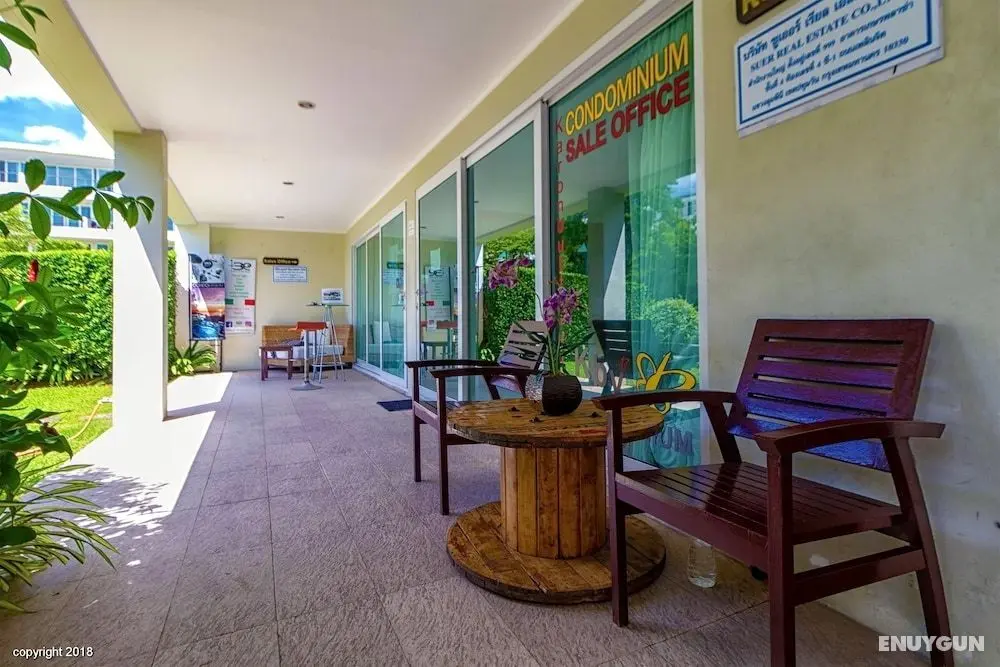 Karon Butterfly Residence - Lobi
