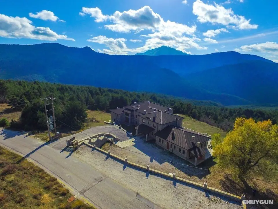 Karyatis Resort - Öne Çıkan Resim