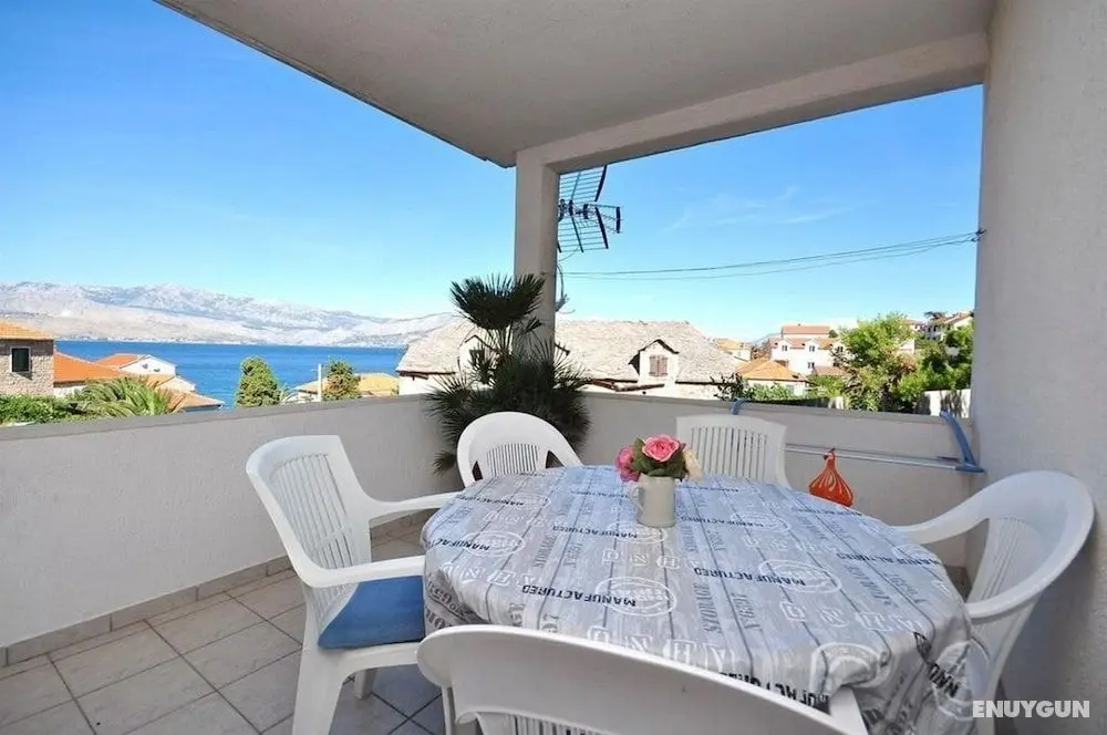 Kate - With Large Terrace - A1 - Öne Çıkan Resim