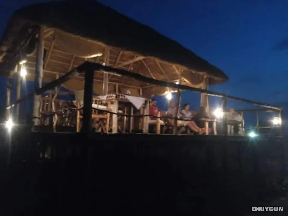 Kazinga Wilderness Safari Camp - Öne Çıkan Resim