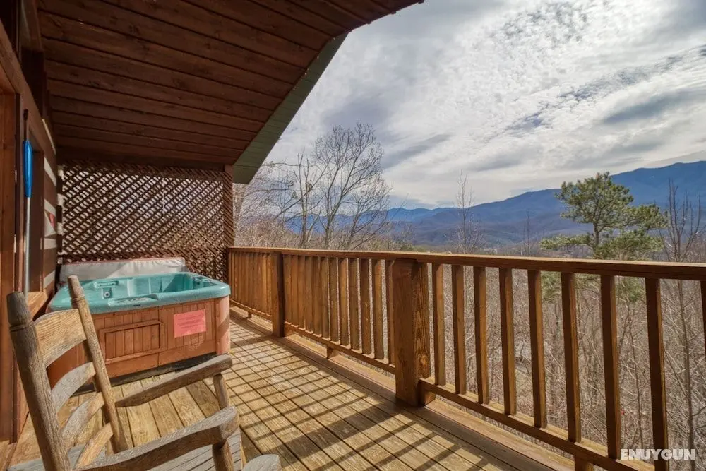 Kear's Mountain Magic by Jackson Mountain Homes - Öne Çıkan Resim