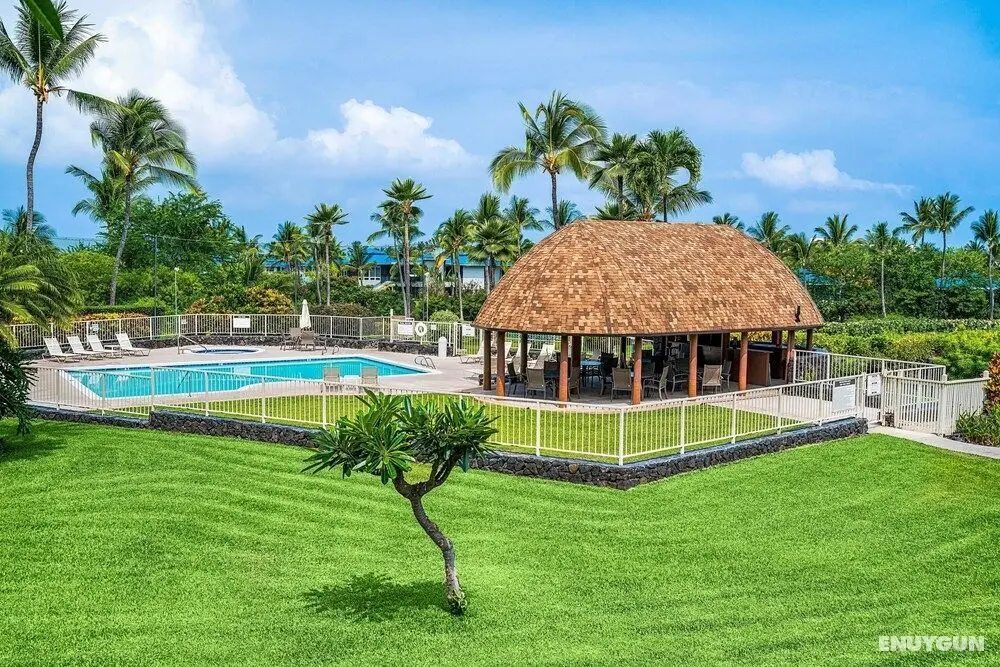 Keauhou Punahele E-102 - Havuz