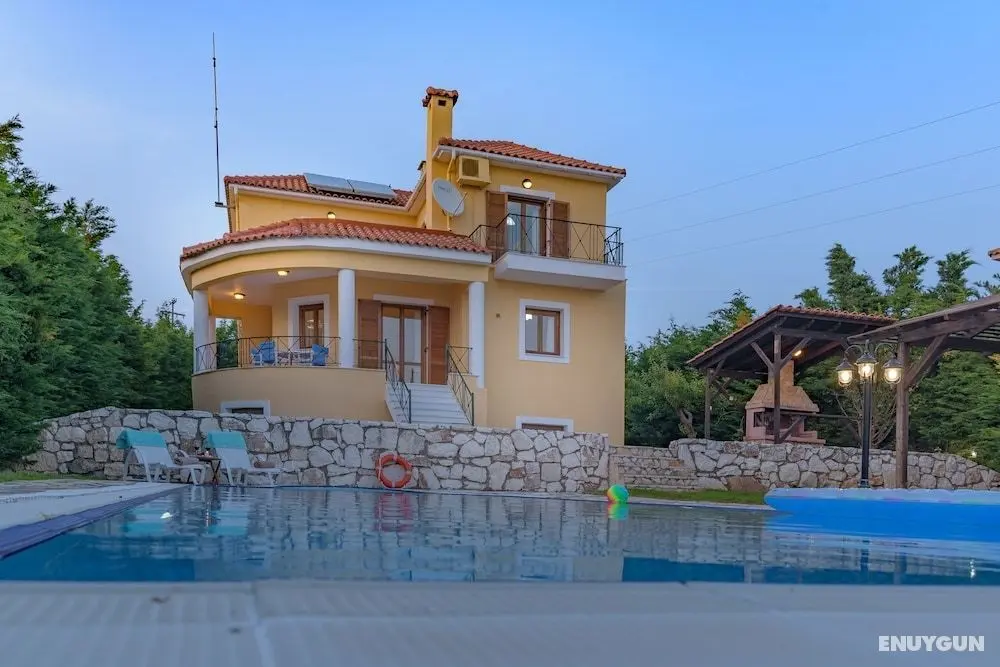 Kefalonia Houses - Öne Çıkan Resim