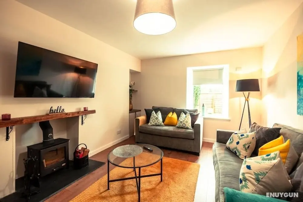 Kellas Cottage - Newly Refurbished 2 Bed Cottage w Private Parking - Oda