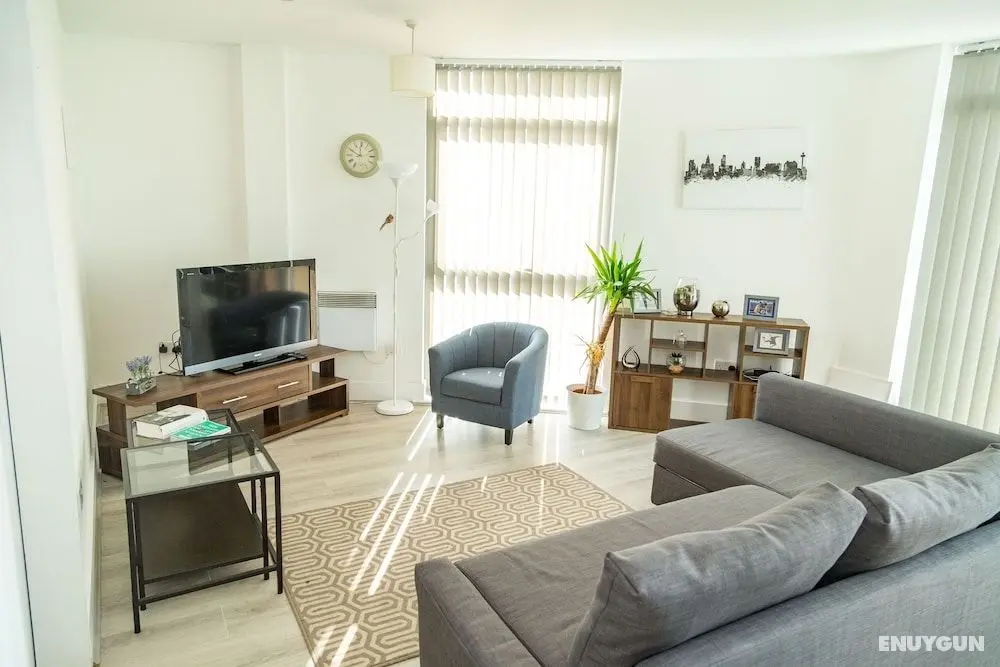 Kent Street - Apt 11 - Öne Çıkan Resim