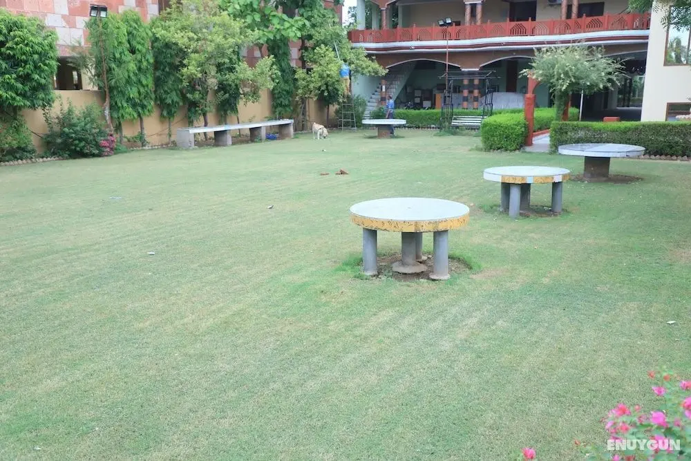 Kenth Hari Resort Dhaulpur by ShriGo Hotels - Dış Mekan