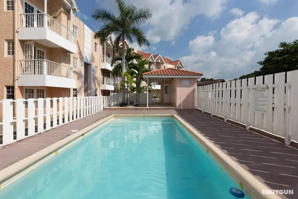 Kgn Most Centrally Located One Bdrm II - Havuz