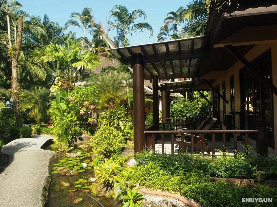 Khao Lak Palm Beach Resort - Oda