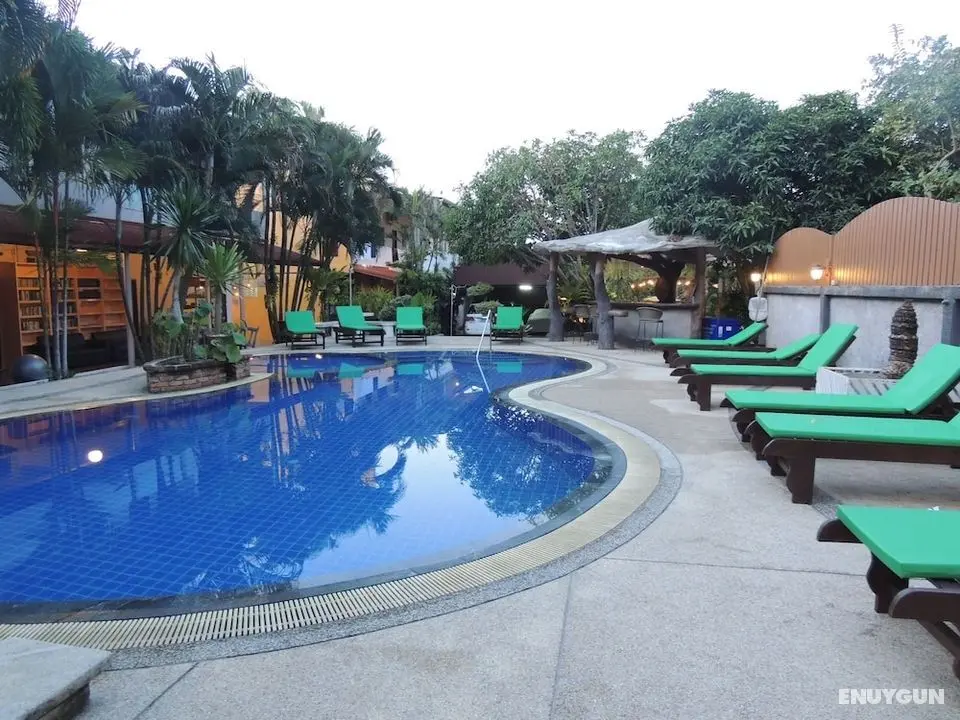 Khaolak Grand City - Öne Çıkan Resim