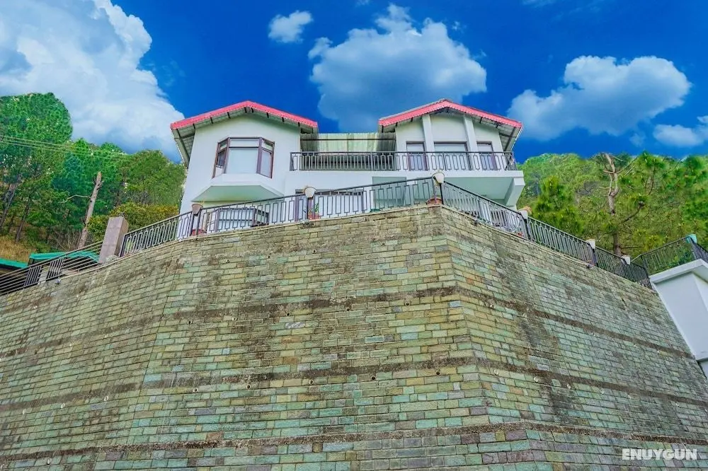 Kia Kasauli Chalet 3 BHK by Dumnu Homes - Öne Çıkan Resim
