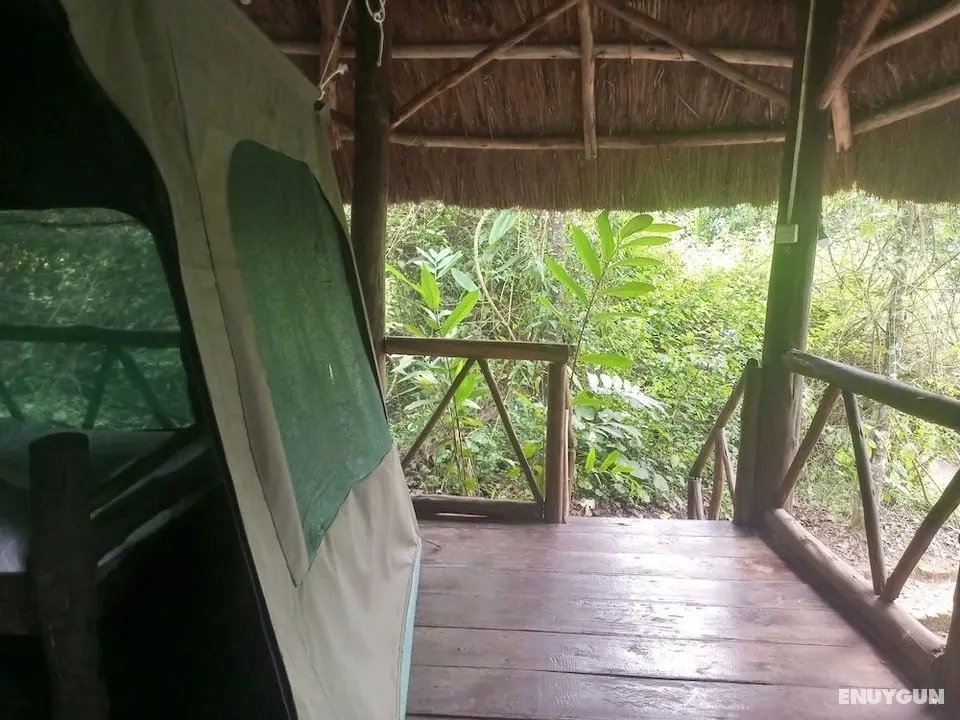 Kibale River Camp - Oda