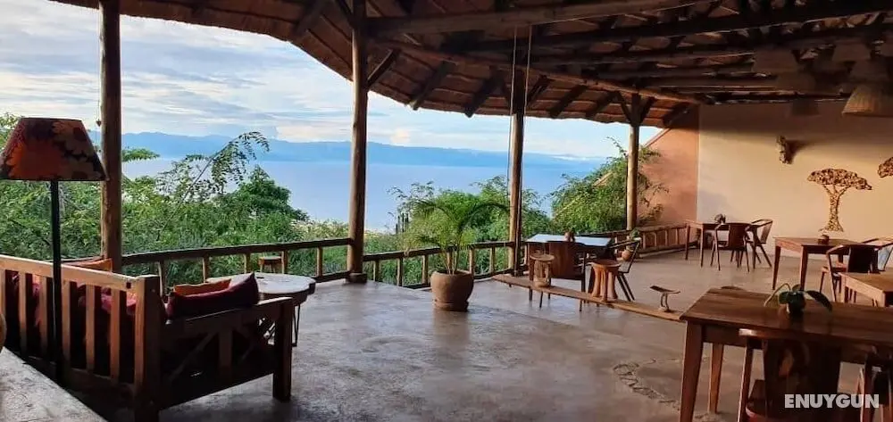 Kikonko Lodge - Öne Çıkan Resim