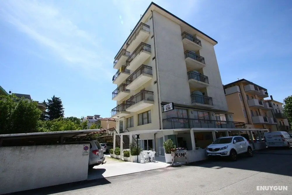 Hotel Kim - Dış Mekan