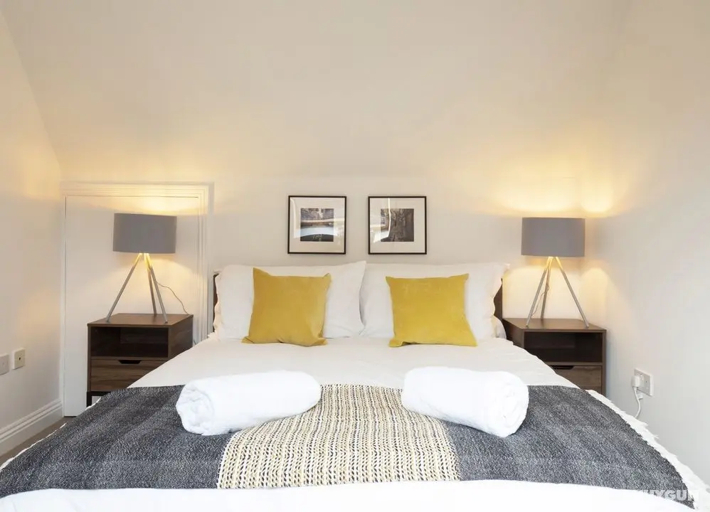 Kings Corner- Townhouse in the city - Öne Çıkan Resim