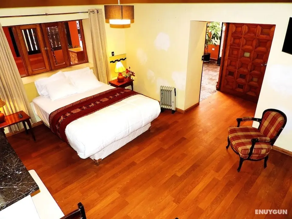 Kintu Classic Cusco - Öne Çıkan Resim