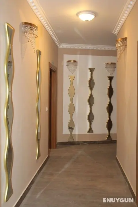 Kispet Deluxe Hotel - Lobi