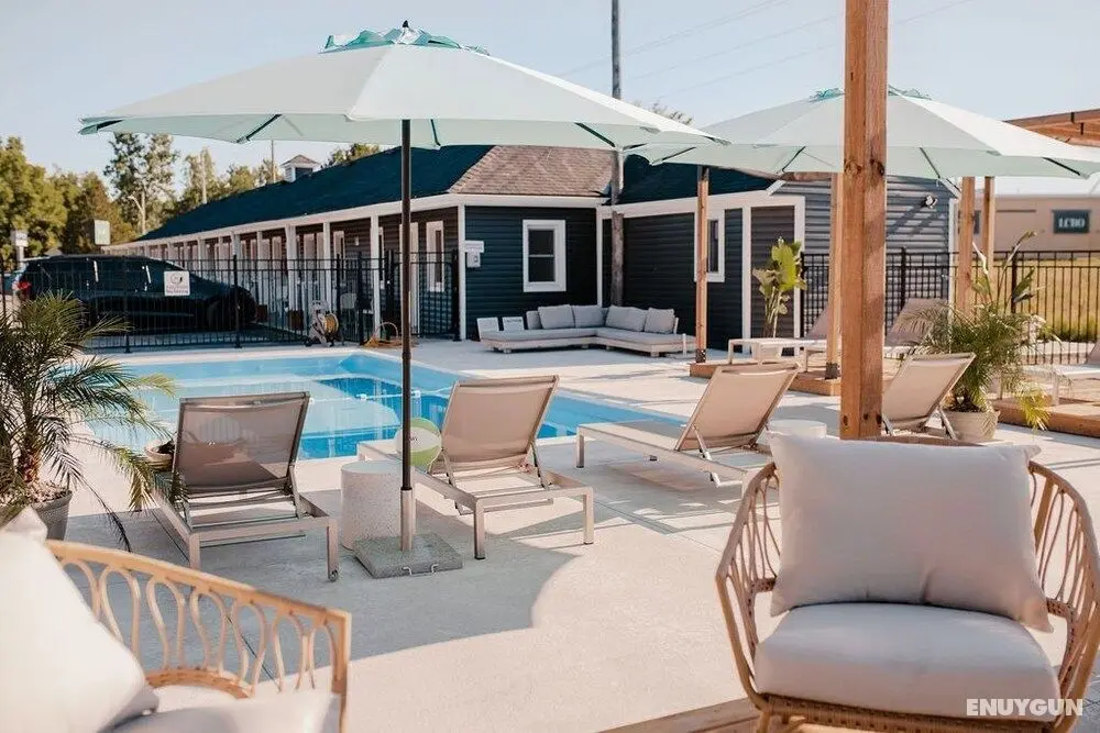The Kiwi Motel - Havuz