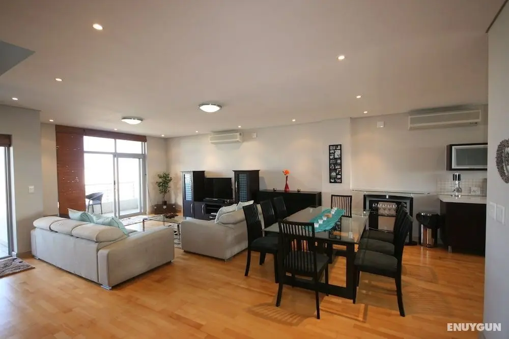 Knightsbridge 902E by CTHA - Öne Çıkan Resim