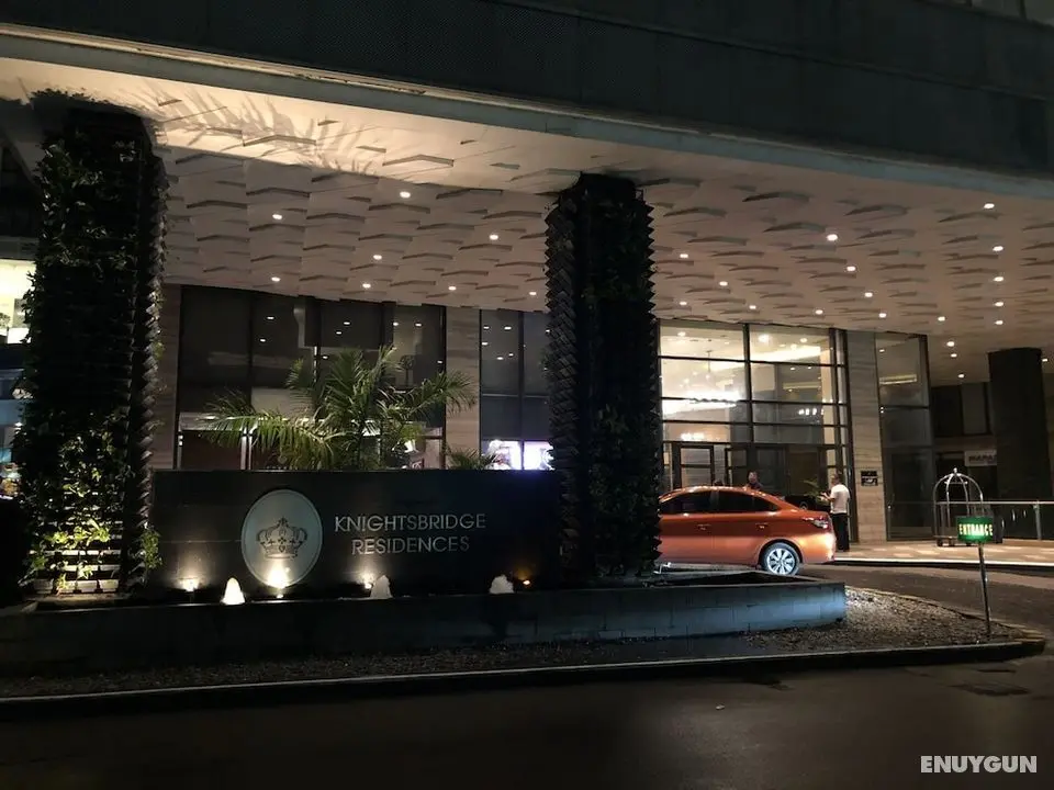 The Knightsbridge Residences Makati - Lobi