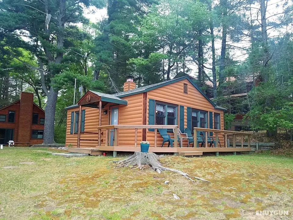 Knotty Pine- Norway - Öne Çıkan Resim