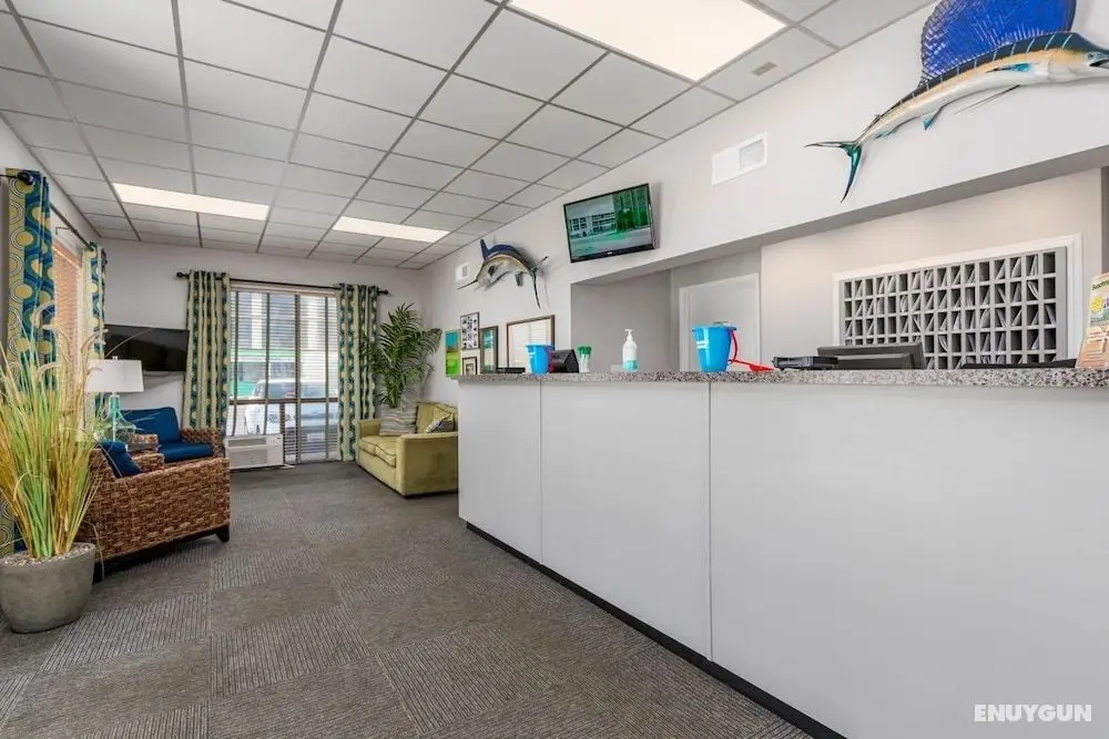 Kokomo Suites - Lobi