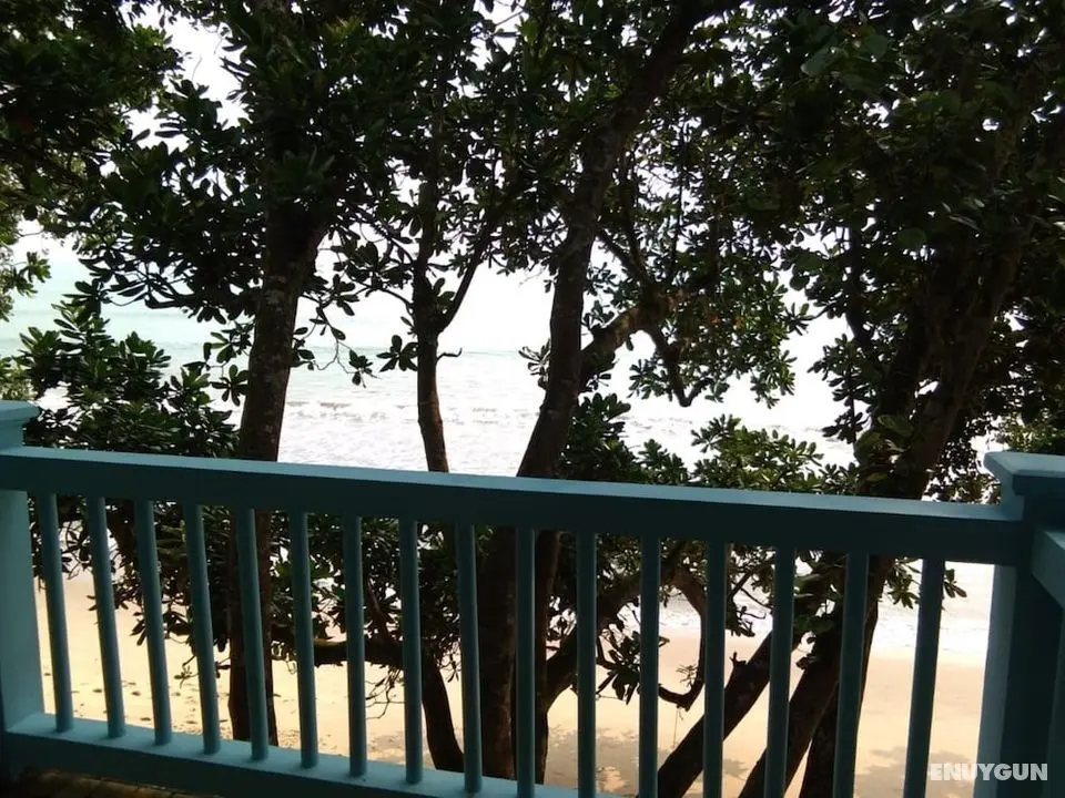 Kondominium Pantai Pasir Putih Carita - Oda Manzaraları
