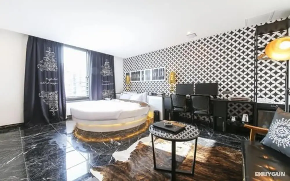 Konkuk University Boutique Nine - Öne Çıkan Resim