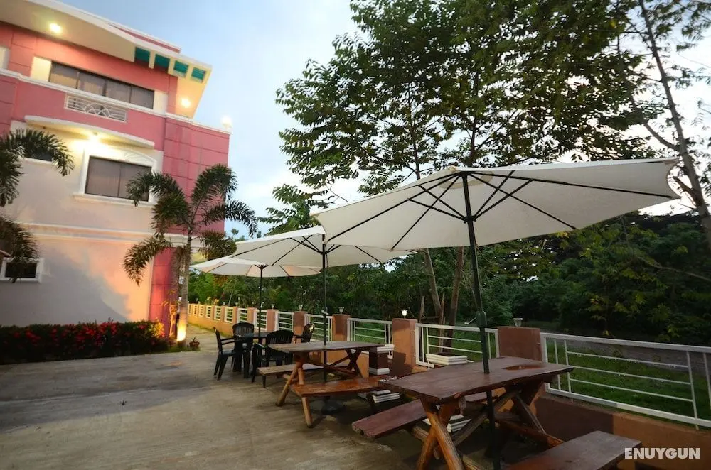 Kookaburra Travel Lodge - Öne Çıkan Resim