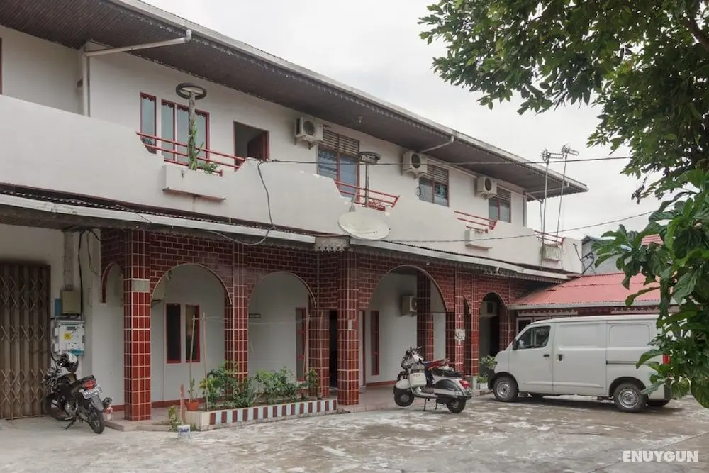 KoolKost Syariah near Ayani Mega Mall Pontianak - Dış Mekan