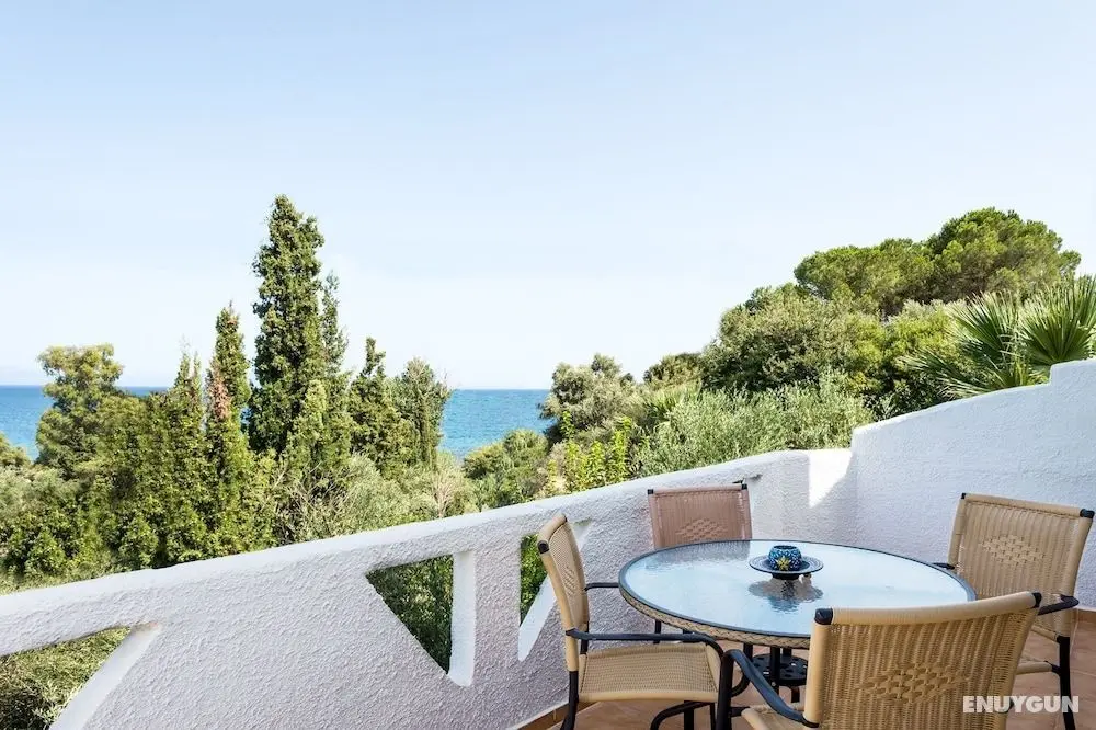 Koroni Village - Oda Düzeni