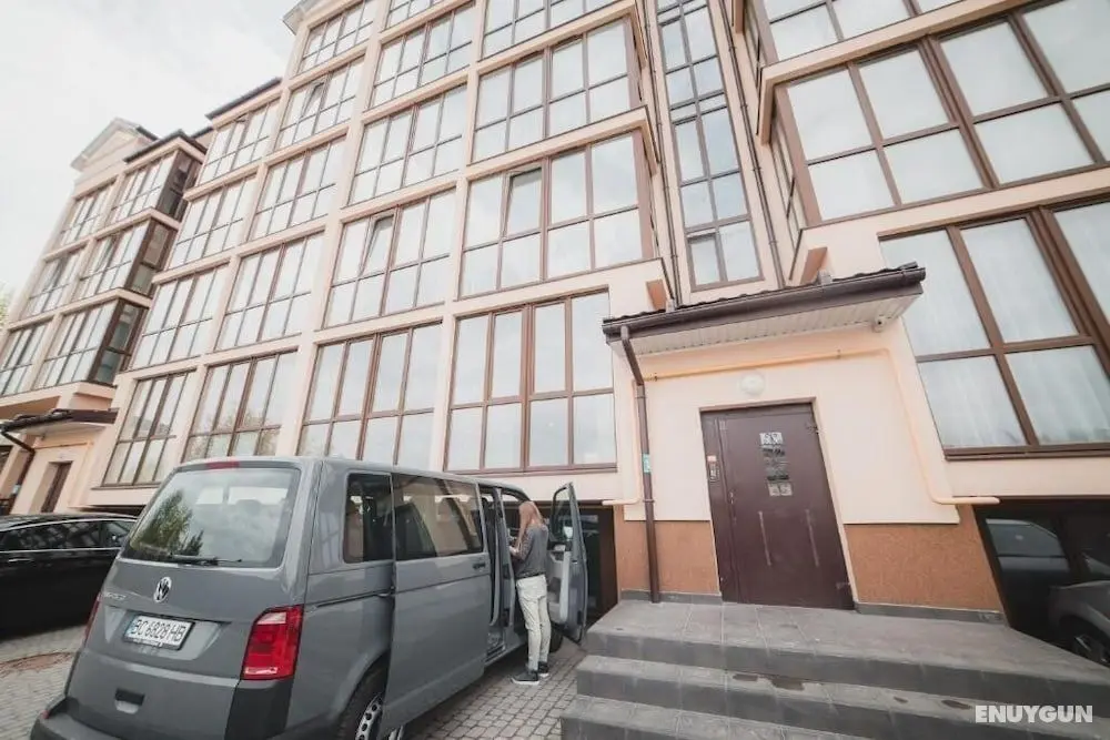 Kostjukowski Apartments Mudroho 12 V - Dış Mekan