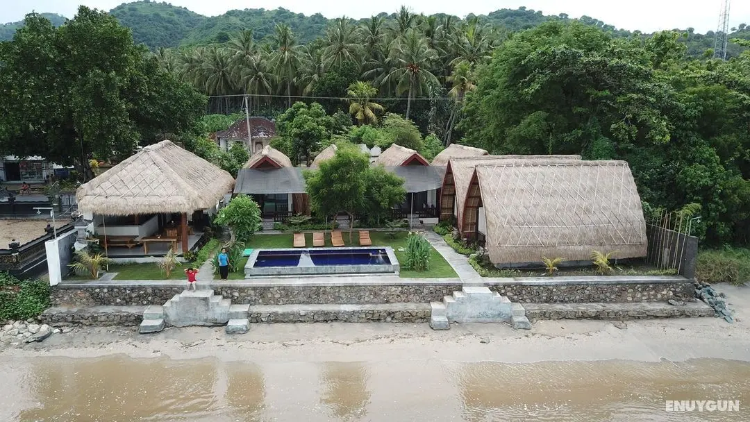 KRISNA BUNGALOWS AND RESTAURANT - Oda Manzaraları