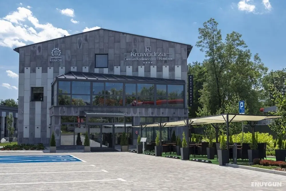 Hotel Krowodrza Krakow - Dış Mekan