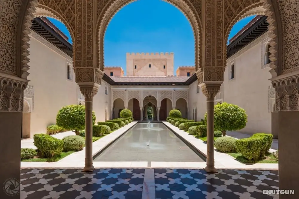 Ksar Char-Bagh - Dış Mekanlar